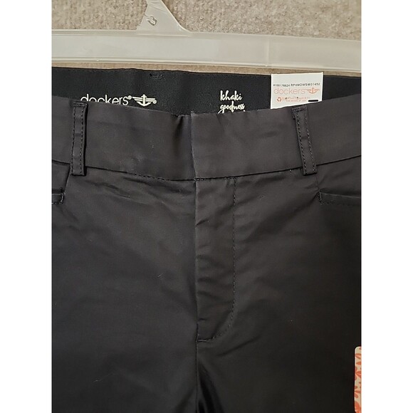Dockers Sure Fit Khaki Pants Womens 12 Black Slimming Stretch Trouser NEW - Picture 3 of 10